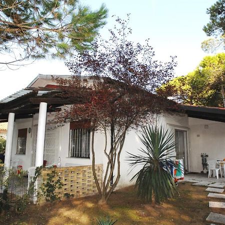 Villa Maila Бибионе Екстериор снимка
